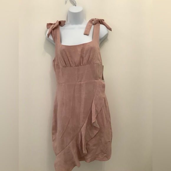 NWT ENDLESS ROSE BLUSH RUFFLE DRESS❤️❤️❤️❤️ - Picture 2 of 10